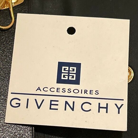 Givenchy Bifold Key Holder Case Black Leather Gold Key Slots Luxury Professional - Picture 10 of 13
